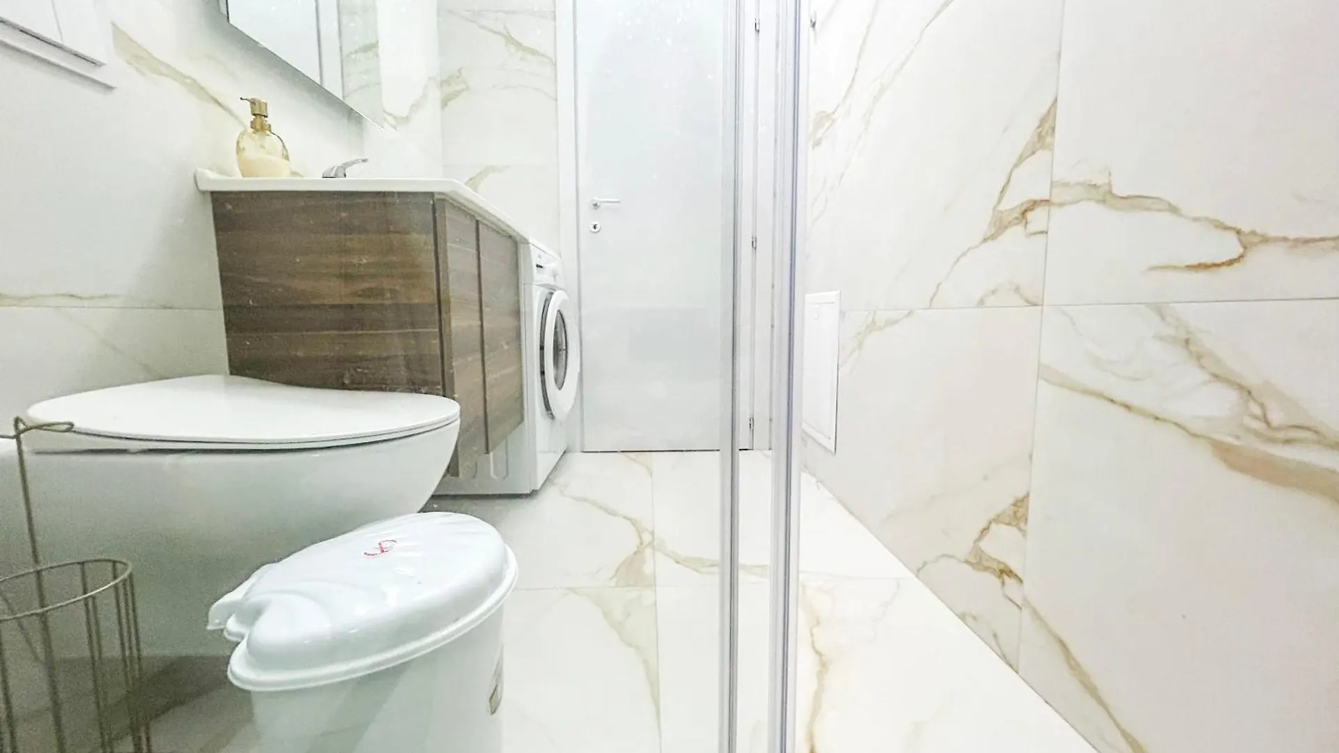 2 Bedroom 896 Durres