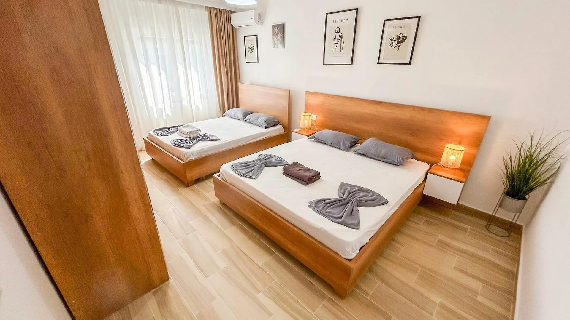 2 Bedroom 896 Durres 0*,