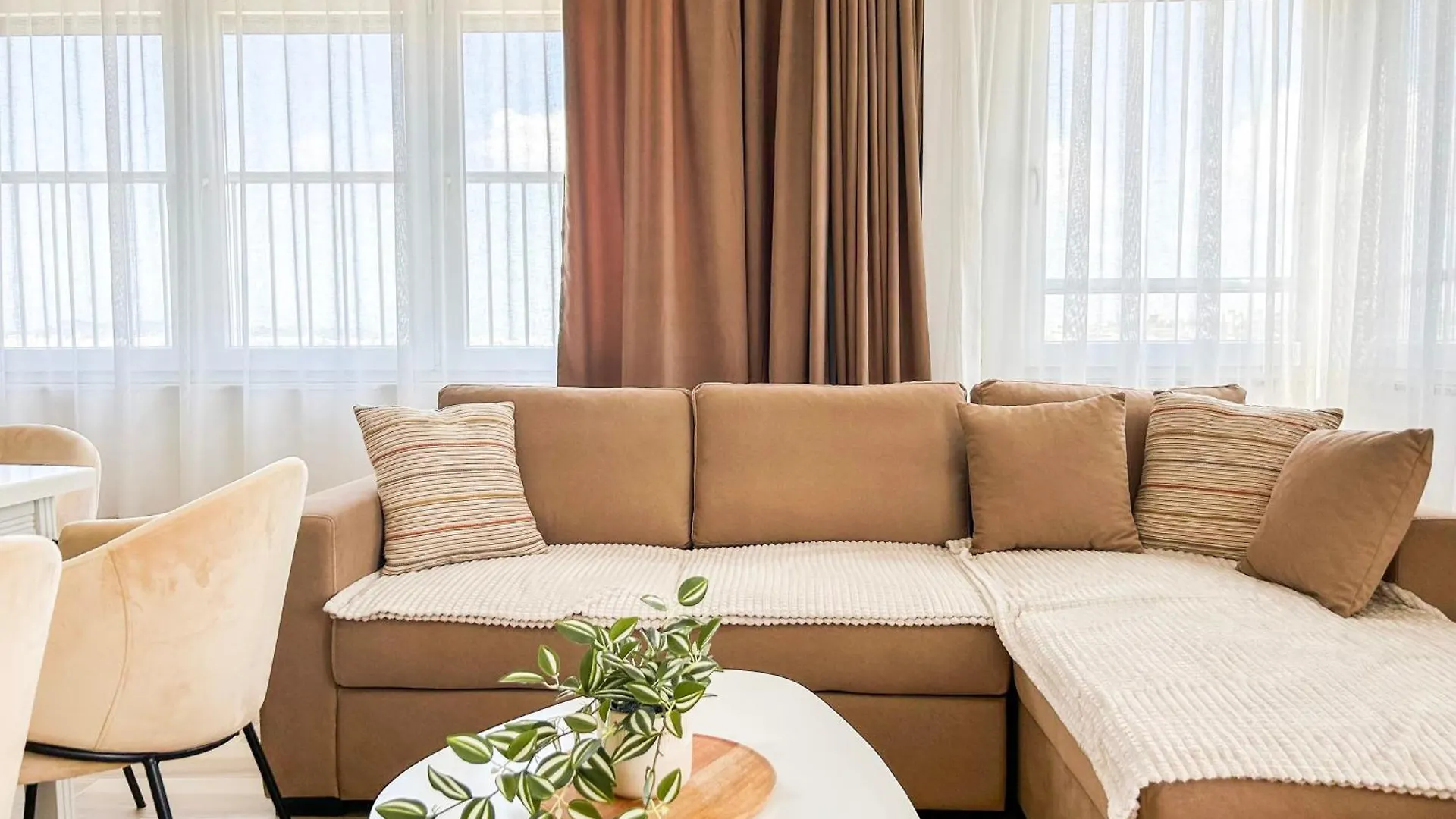 2 Bedroom 896 Durres Apartment